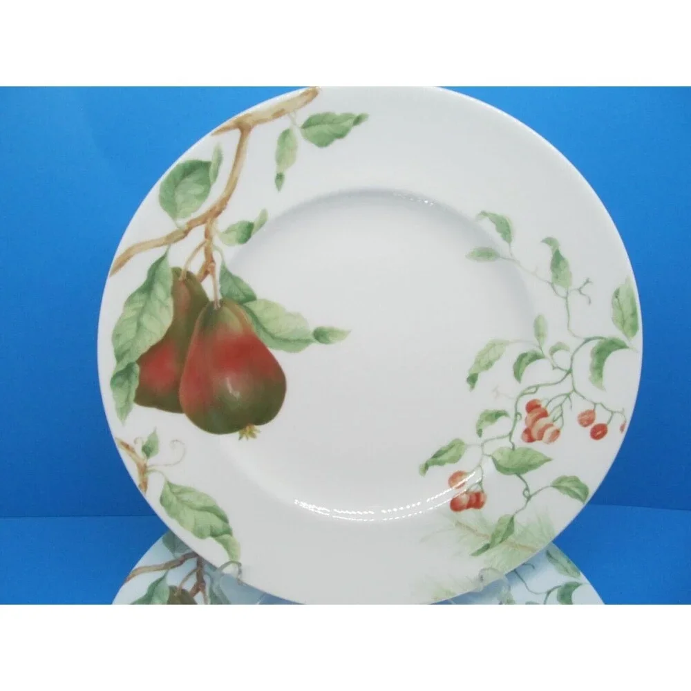 Lenox Winter Garden Anjou Pear  Set Of 5 Artist Laurie Le Luyer 9 1/2